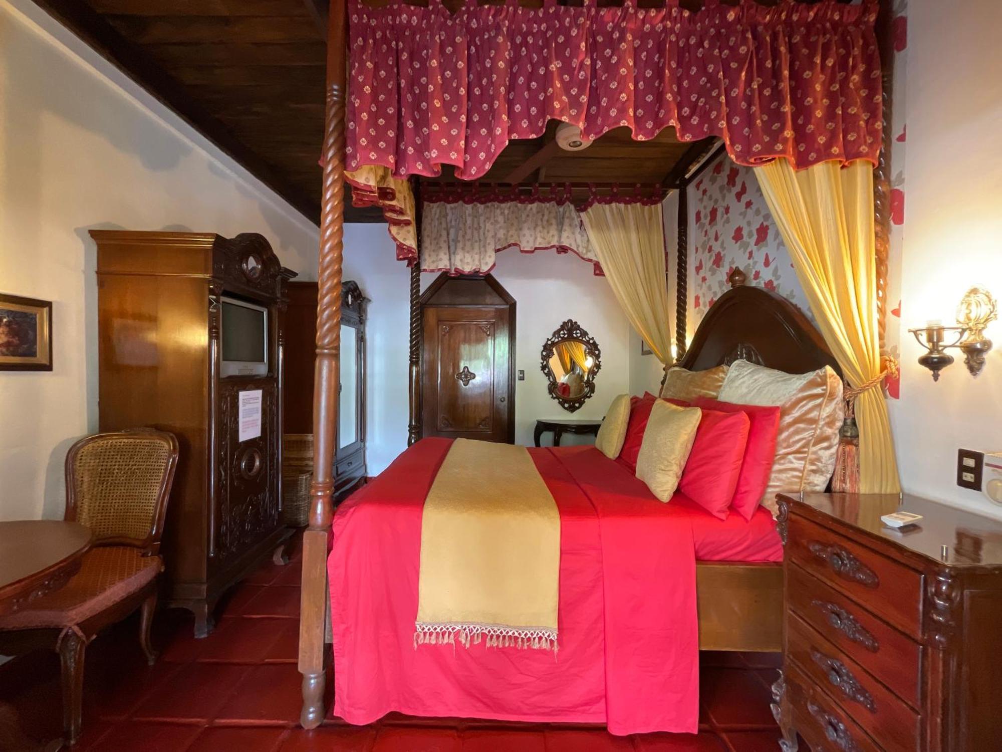 Tropicana Castle Dive Resort Powered By Cocotel Puerto Galera Chambre photo